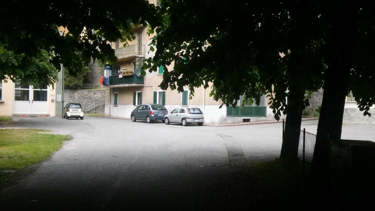 Villa Dietro L'Angolo Sondrio Exterior foto